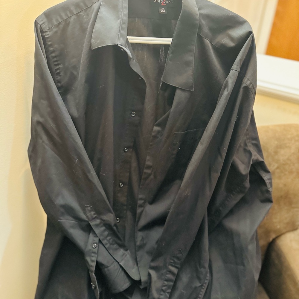 Men’s black dress shirt